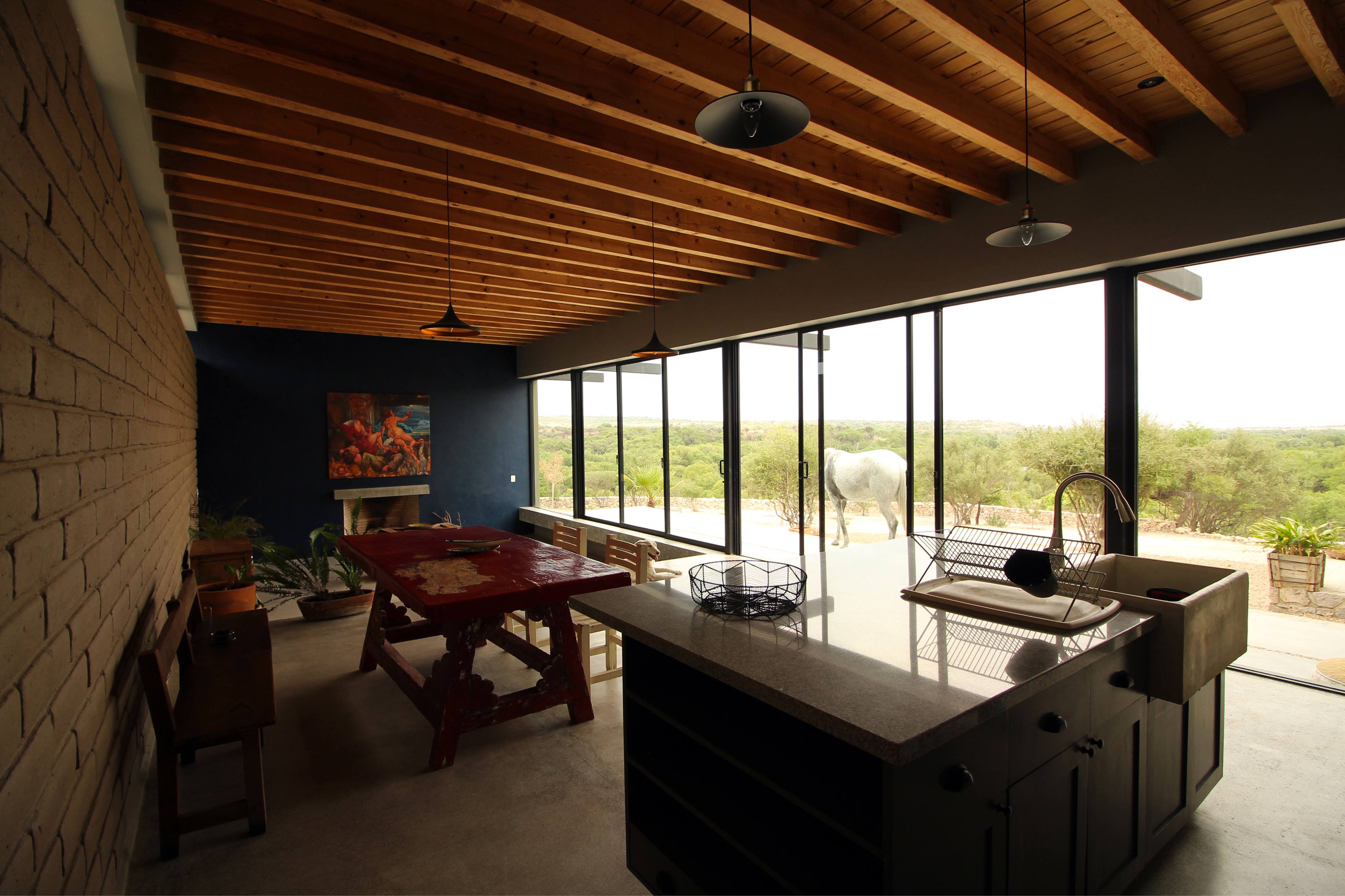 27392963_10155473550281478_1539178230_o